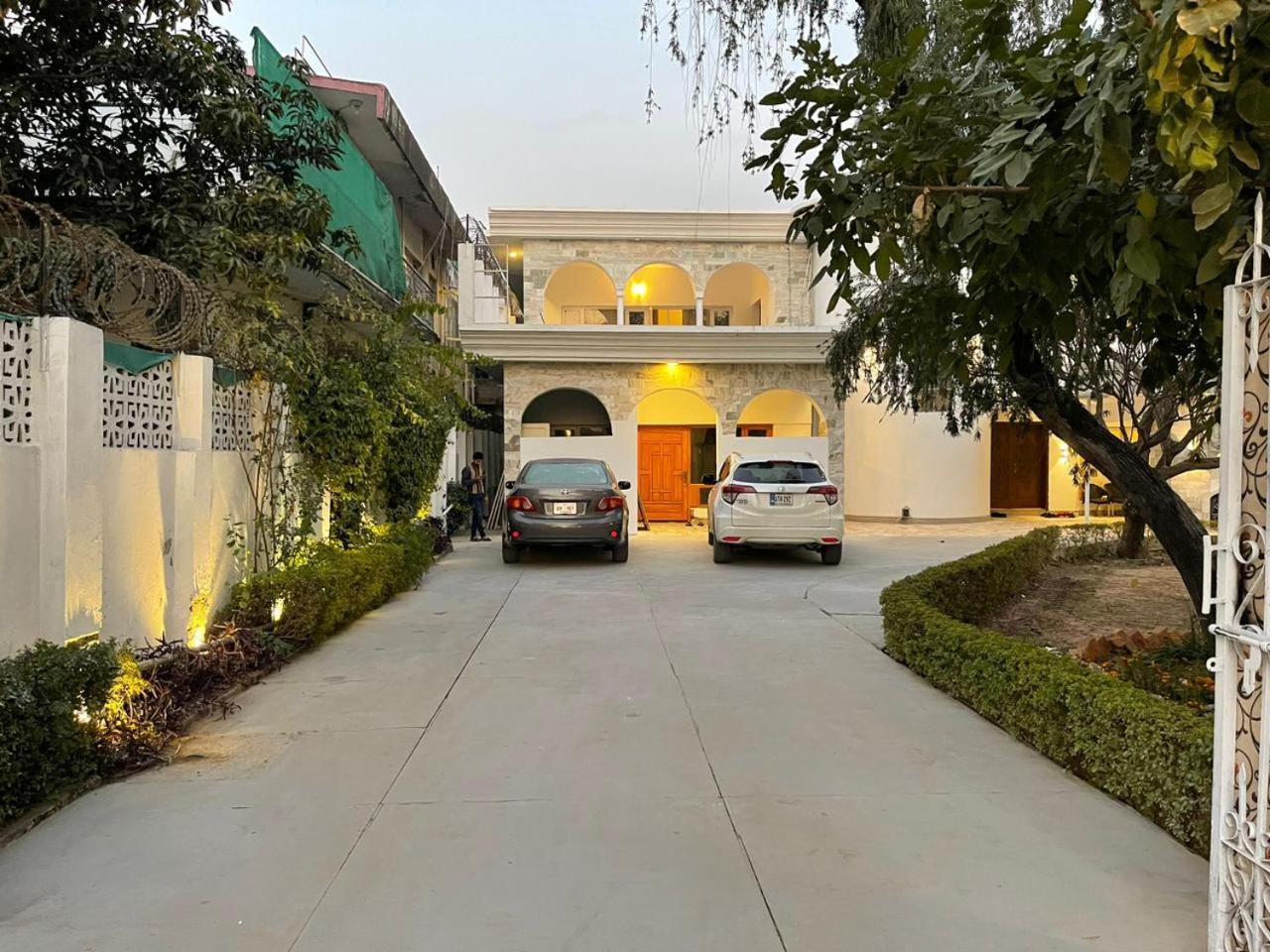 Laca Sa Lodge Opp Canturus Mall Islamabad Luaran gambar