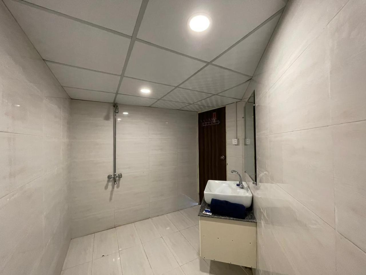 Laca Sa Lodge Opp Canturus Mall Islamabad Luaran gambar